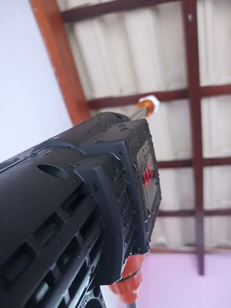 foto de Lavadora A Jato De Alta Pressão Portátil Recarregável 2 Baterias Com Maleta Mini Elétrica De Lavar Carro Profissional Potência Turbo Limpeza Compacta Potente Regulável Reservatório Aua