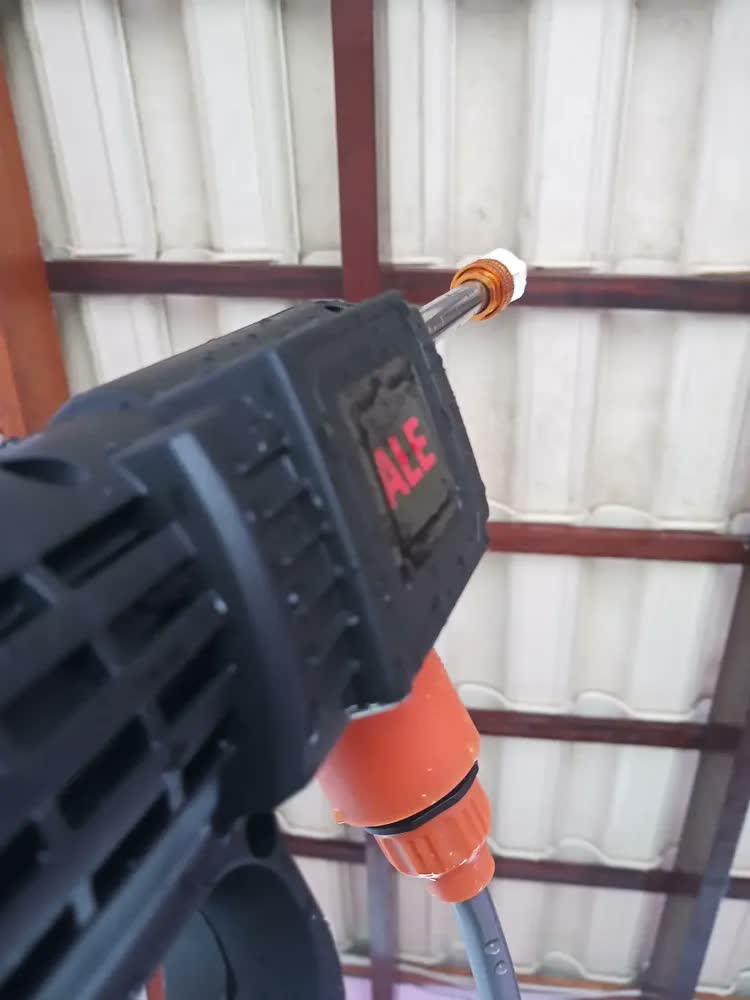foto de Lavadora A Jato De Alta Pressão Portátil Recarregável 2 Baterias Com Maleta Mini Elétrica De Lavar Carro Profissional Potência Turbo Limpeza Compacta Potente Regulável Reservatório Aua