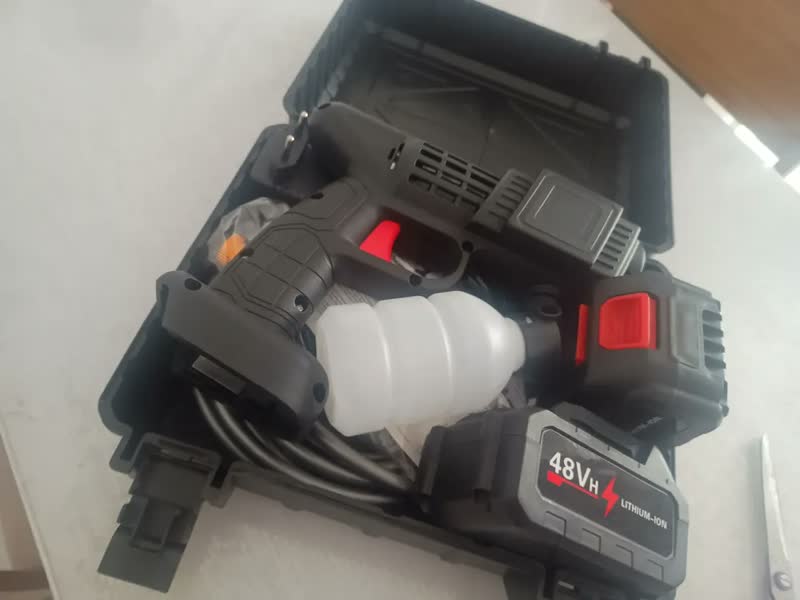 foto de Lavadora A Jato De Alta Pressão Portátil Recarregável 2 Baterias Com Maleta Mini Elétrica De Lavar Carro Profissional Potência Turbo Limpeza Compacta Potente Regulável Reservatório Aua