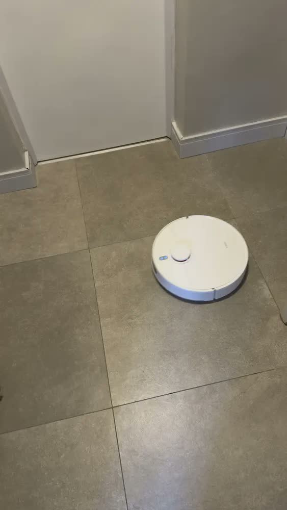 foto de Robô aspirador Xiaomi Vacuum S40C 127/220v E101 5000pa Passa pano Limpeza automática Branco Lacrado