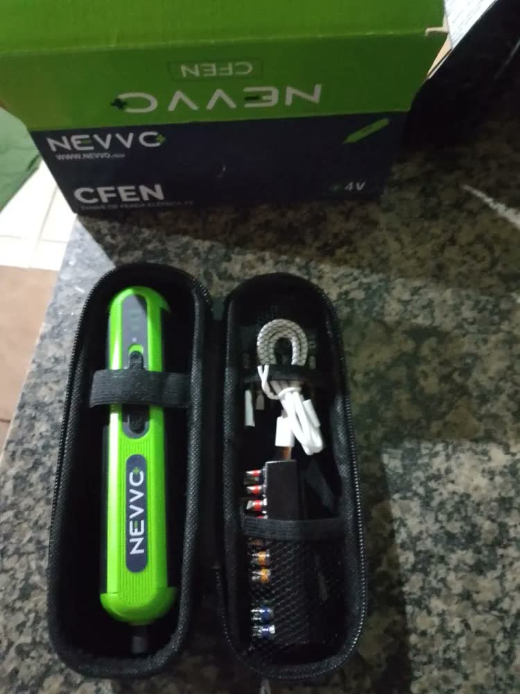 foto de Chave De Fenda Elétrica de Precisão 4v 5n.m Parafusadeira Sem Fio + Bits Curtos E Longos Nevvo