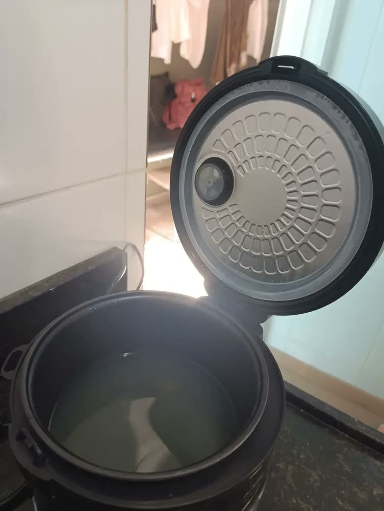foto de Panela De Arroz Elétrica Inox 5 Xícaras 400w Kian Preto 60