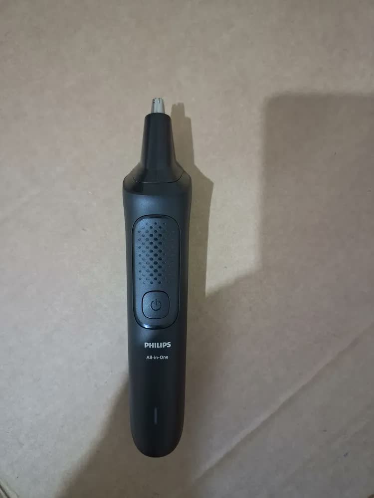 foto de Aparador De Pelos Philips Multigroom 9 Em 1 Mg3927/15 Bivolt
