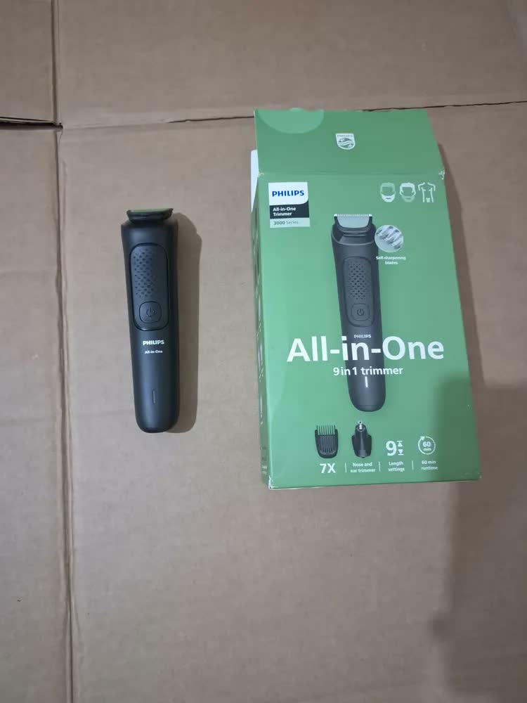 foto de Aparador De Pelos Philips Multigroom 9 Em 1 Mg3927/15 Bivolt