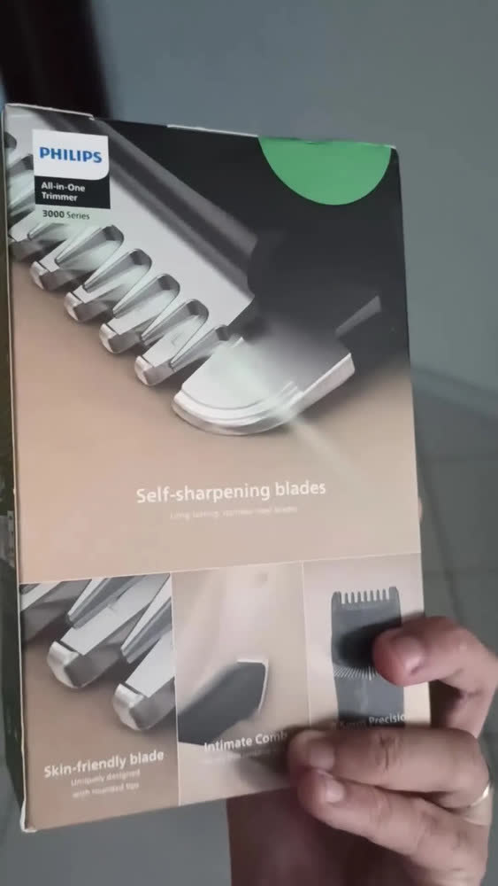 foto de Aparador De Pelos Philips Multigroom 9 Em 1 Mg3927/15 Bivolt