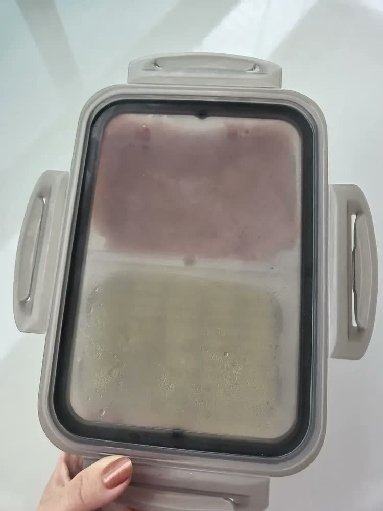 foto de Porta Frios Hermético 2 Divisões Organizador Geladeira Bpa Free Acrílico Transparente Fumê