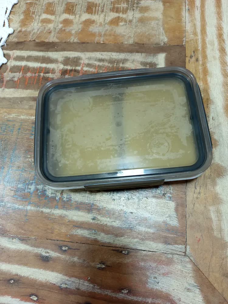 foto de Porta Frios Hermético 2 Divisões Organizador Geladeira Bpa Free Acrílico Transparente Fumê