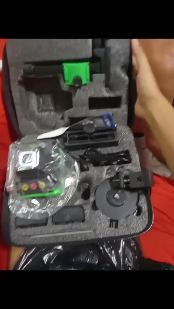 foto de Nível Á Laser 16 Linhas Verde 360° Recarregavel Profissional Prumo Autonivelante Com 1M Tripé E 2 Baterias -JOYDOT