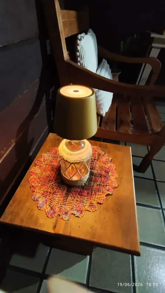 foto de Luminária Converta Garrafas Em Abajour Com Led 3 Tons Sem Fio Lâmpada Lampada Para Botar Na Garrafa Vinho Whisky Touch Decoração Dourado
