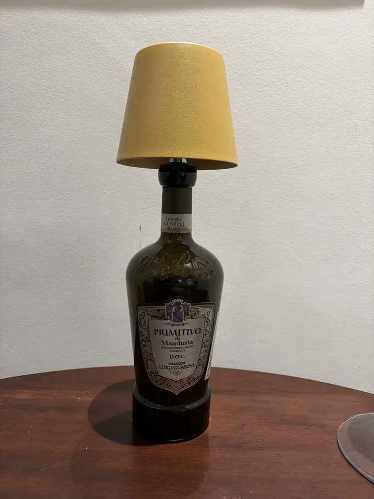 foto de Luminária Converta Garrafas Em Abajour Com Led 3 Tons Sem Fio Lâmpada Lampada Para Botar Na Garrafa Vinho Whisky Touch Decoração Dourado