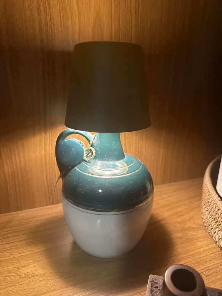 foto de Luminária Converta Garrafas Em Abajour Com Led 3 Tons Sem Fio Lâmpada Lampada Para Botar Na Garrafa Vinho Whisky Touch Decoração Dourado
