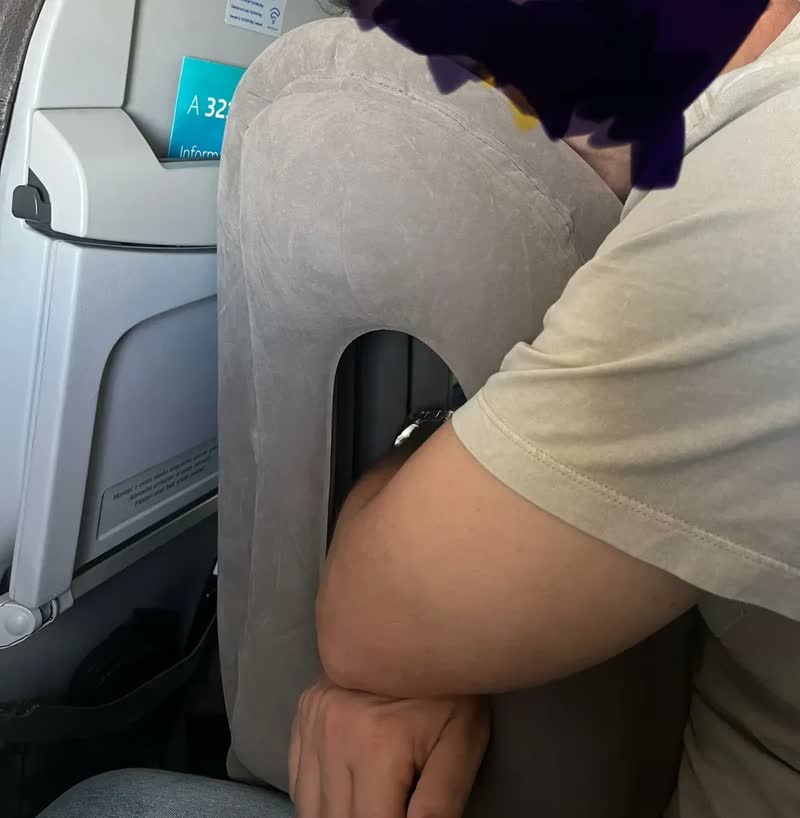 foto de Travesseiro De Pescoço Cervical Inflável Viagem Avião Trem