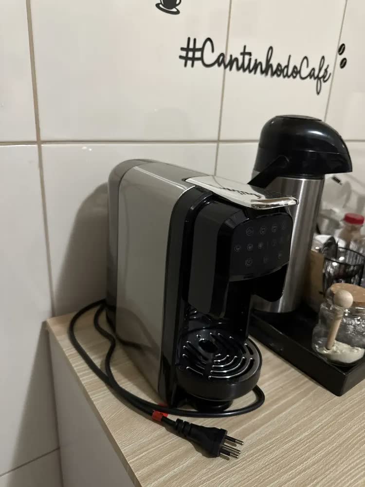 foto de Cafeteira Elétrica Multibebidas Automática 3 Em 1 Capsulas Sokany SK-76 Cor Preto
