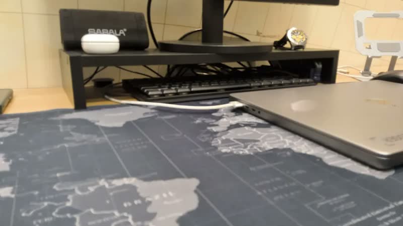 foto de Suporte Elevado Para Monitor Mesa Home Office Organização Cor Hanover