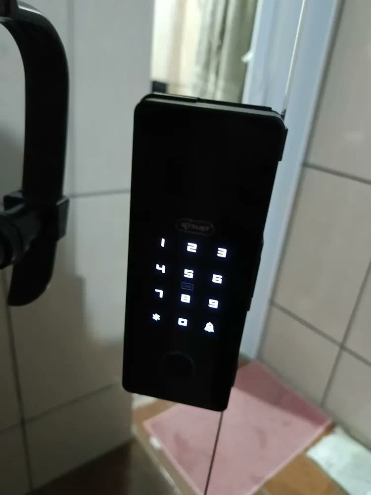 foto de Fechadura Digital Porta Vidro Dupla ou Porta Convencional Batente de Alvenaria CA611 Knup bluetooth Biometria App Haha Lock Eletronica