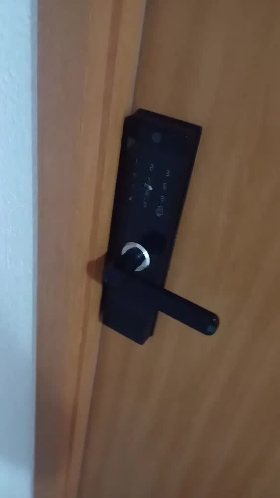 foto de Fechadura Eletronica Digital Biometria Com Câmera+wi-fi Tuya,senhas Únicas Remotas E Desbloqueio Nfc Para Apartamentos, Hotéis E Residências