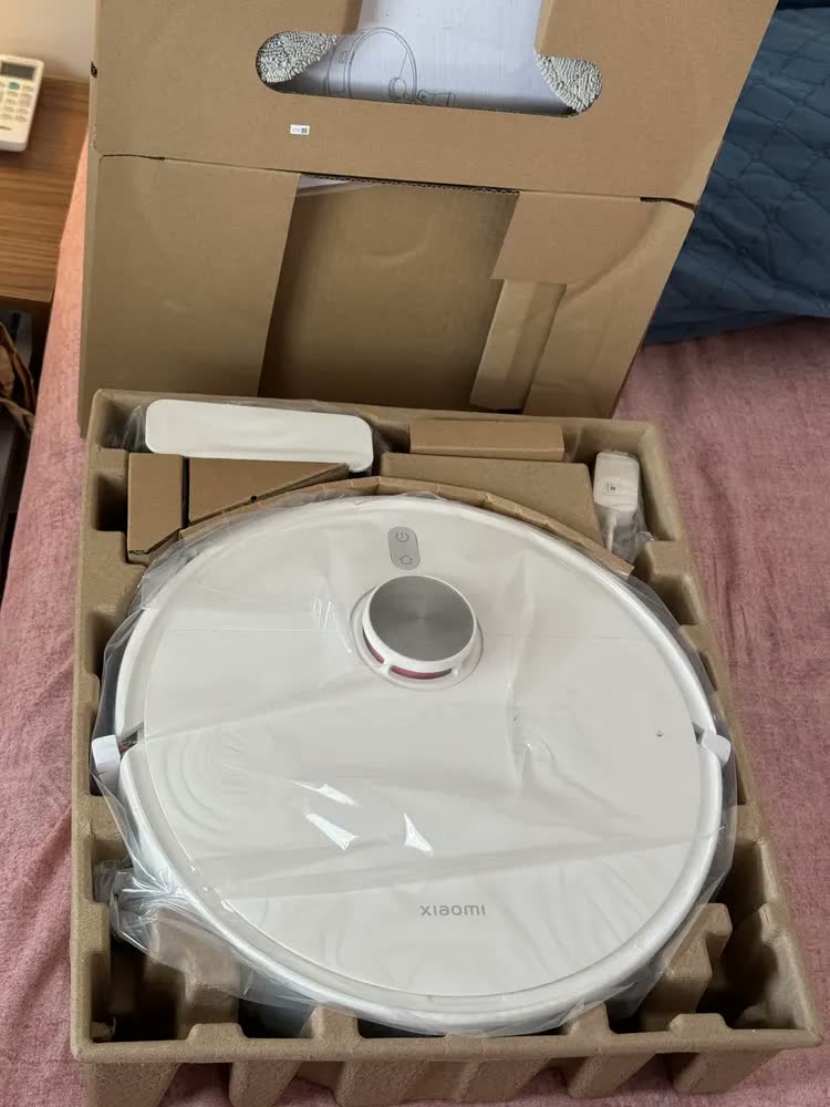 foto de Robô Aspirador Xiaomi S40 Pro Alexa E Google Branco BIVOLT