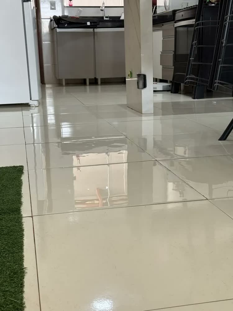 foto de Robô Aspirador Xiaomi S40 Pro Alexa E Google Branco BIVOLT