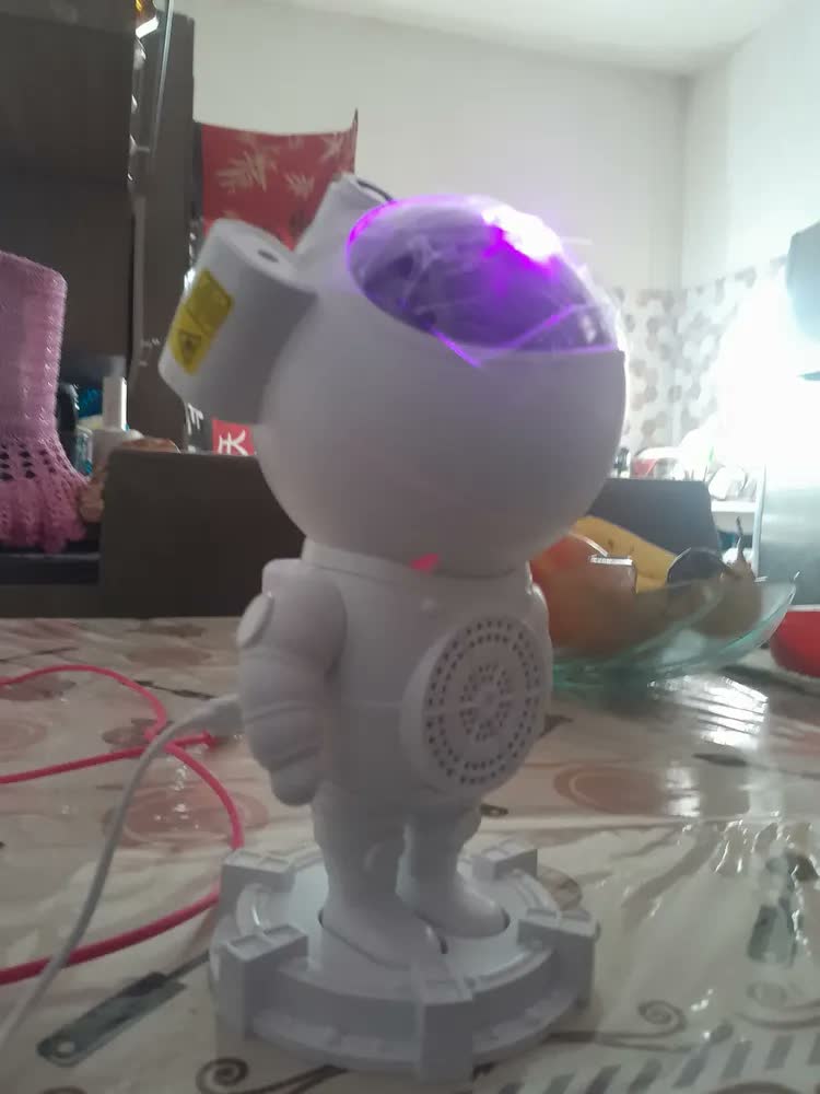 foto de Luminária Projetor Noturno Robô Astronauta Bluetooth Som Branco Preto