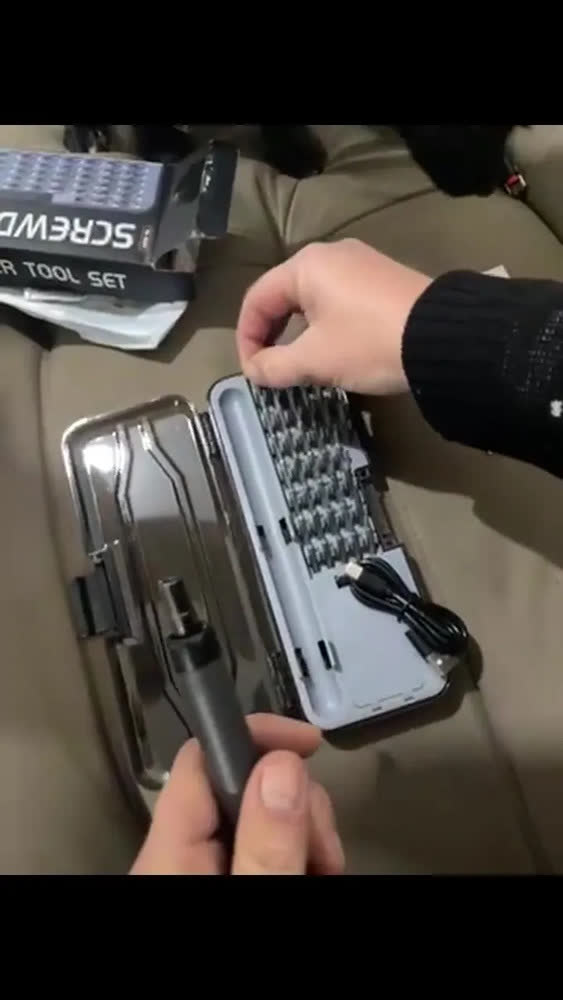 foto de Parafusadeira Elétrica Portátil 46 em 1, para Reparo de Celular e Notebook com Bateria Recarregável