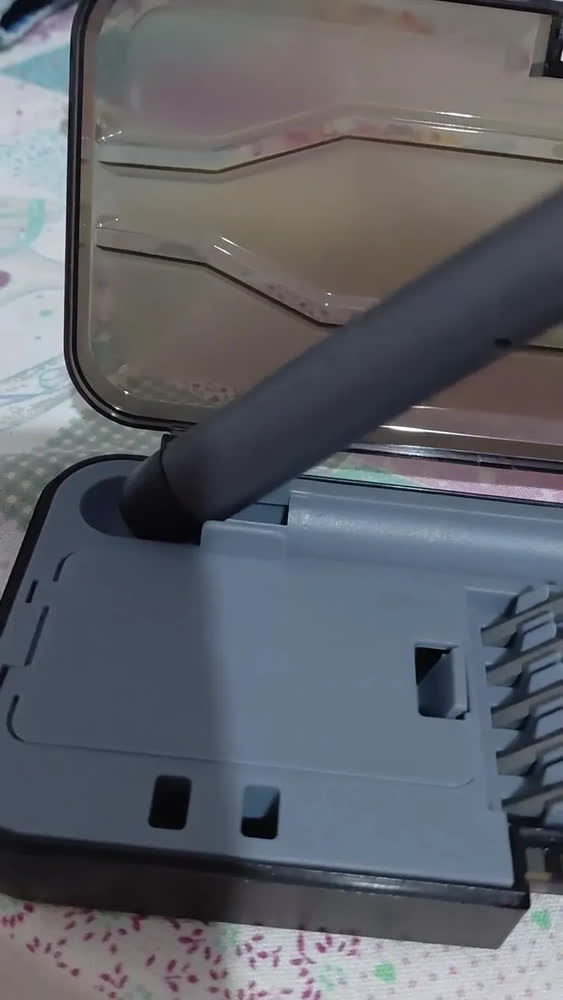 foto de Parafusadeira Elétrica Portátil 46 em 1, para Reparo de Celular e Notebook com Bateria Recarregável