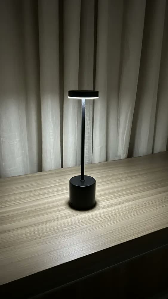 foto de Abajur Quarto Casal Luminária De Mesa Led Sem Fio Usb Recarregavel Dimerizavel E 3 Modos De Luz Para Quartos Cabeceira Escritorio Criado Mudo Bancada Escrivaninha Mesinha Luminares Decorativa Vintage
