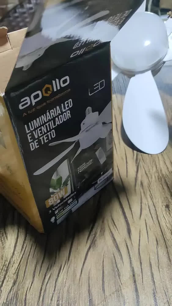 foto de Ventilador Teto Com Luz Polo Uk Mini Ventilador 60w Com A Estrutura Branco 42 Cm Branco Plástico 50 Hz X 60 Hz