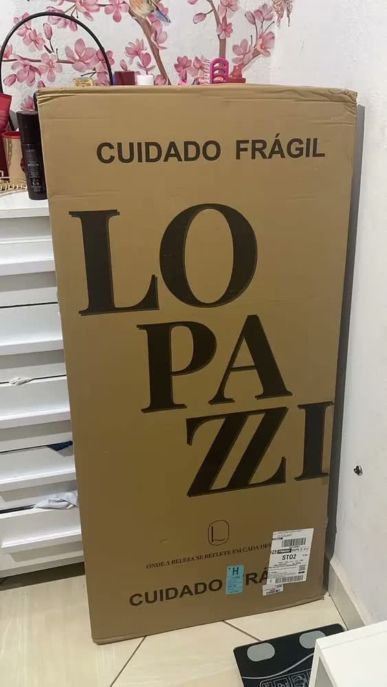 foto de Espelho Lopazzi 110x50cm Design Moderno Luxo Vintage Sala Moldura Vênus 110cm