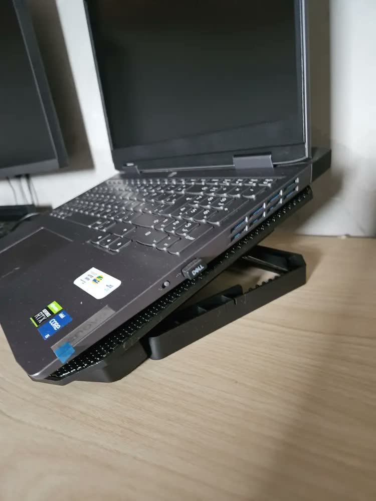 foto de Base suporte mesa Refrigerada para Notebook 2 ventoinhas Coolers fans Suporte Para Celular Led ventilação silencioso gamer laptop 2 porta usb 8 posições
