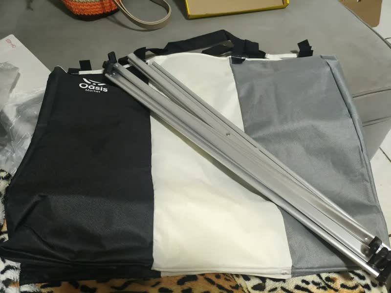foto de Cesto de Roupa Suja 3 em 1 Dobrável, Retangular com Listras