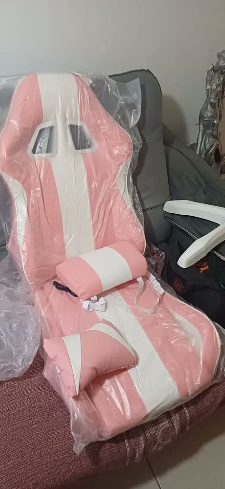 foto de Cadeira Gamer Com Orelhinhas De Coelho Reclinável Ergonômica Giratória com Apoio para pés De Pc Gamer 150Kg e Almofada de Lombar Massageadora Pluggei Select PluggPlay TonTon Cor Lilás