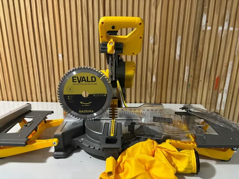foto de Serra Esquadria E Serra Circular De Bancada 2 Em 1 10pol 2200w 220v Evald