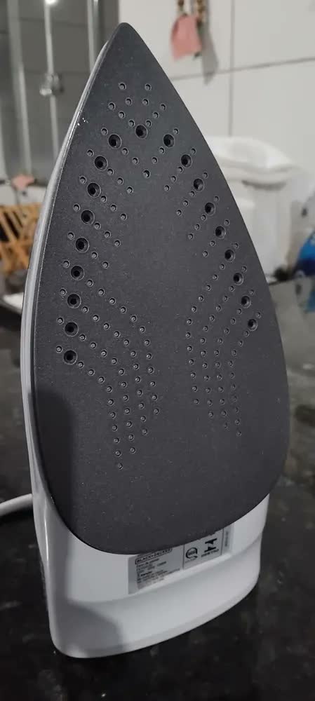 foto de Ferro De Passar Roupa À Seco Ou Vapor Black Decker Fx1050 110v