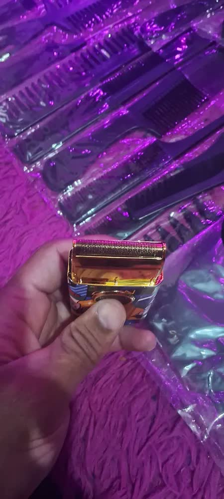 foto de Kit Máquinas De Cortar Cabelo Profissional Com Tesouras E Acessórios Para Barbeiro Jl Eletro