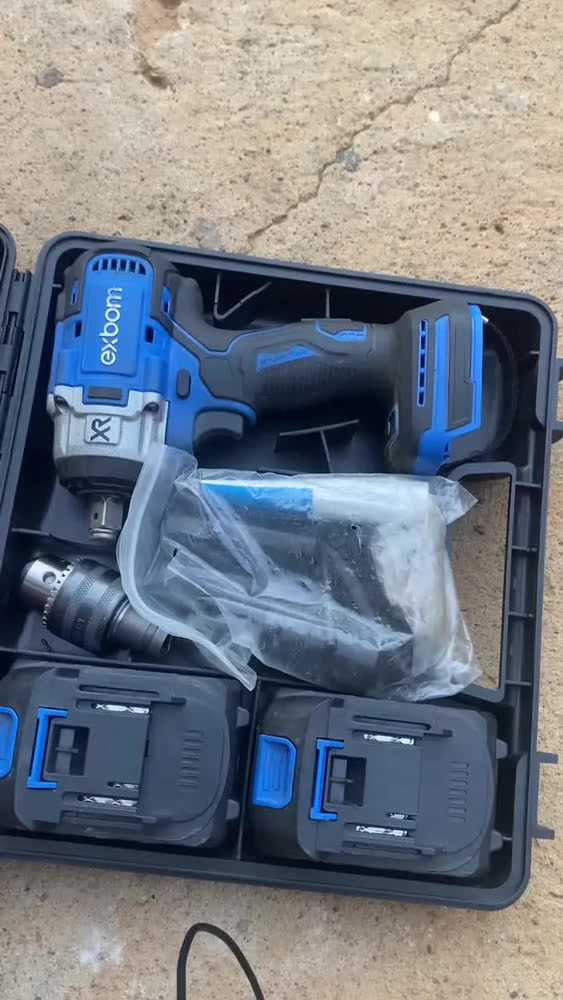 foto de Chave De Impacto Parafusadeira Furadeira Bateria Recarregável Azul 2000mah + Kit De Soquetes De Impacto MQL-CI6480 Exbom 50 Hz/60 Hz