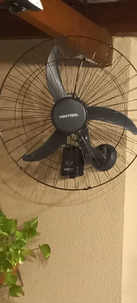 foto de Ventilador Parede Max Control 3pás 60cm Bivolt Ventisol 200w 60 Cm Preto Grade de Ferro