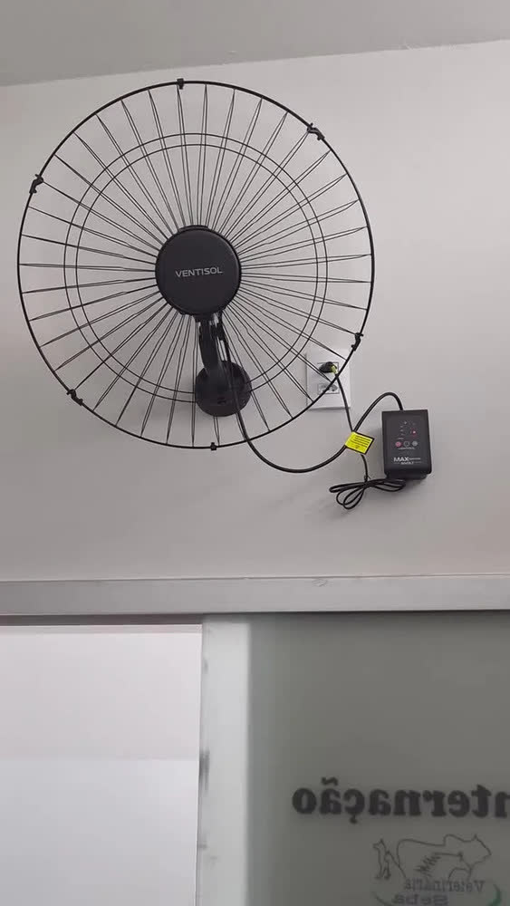 foto de Ventilador Parede Max Control 3pás 60cm Bivolt Ventisol 200w 60 Cm Preto Grade de Ferro