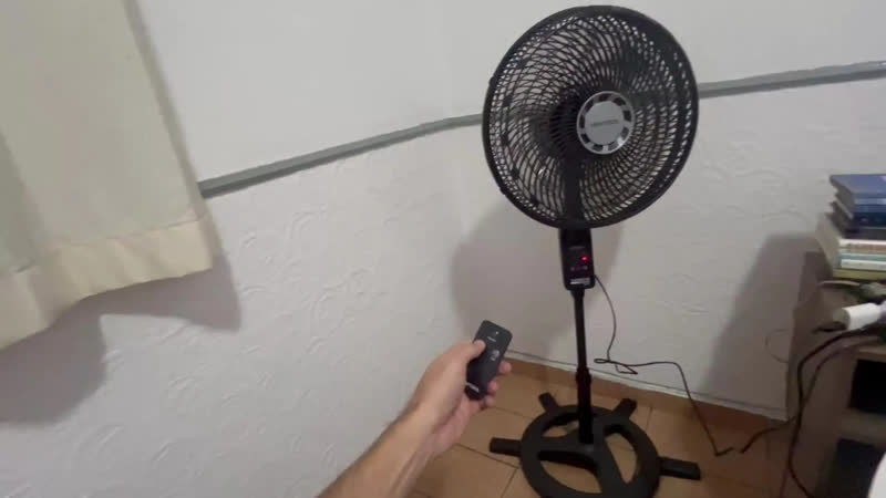 foto de Ventilador Osc Col Turbo 10 c/ CONTROLE REMOTO PR/CZ Bivolt