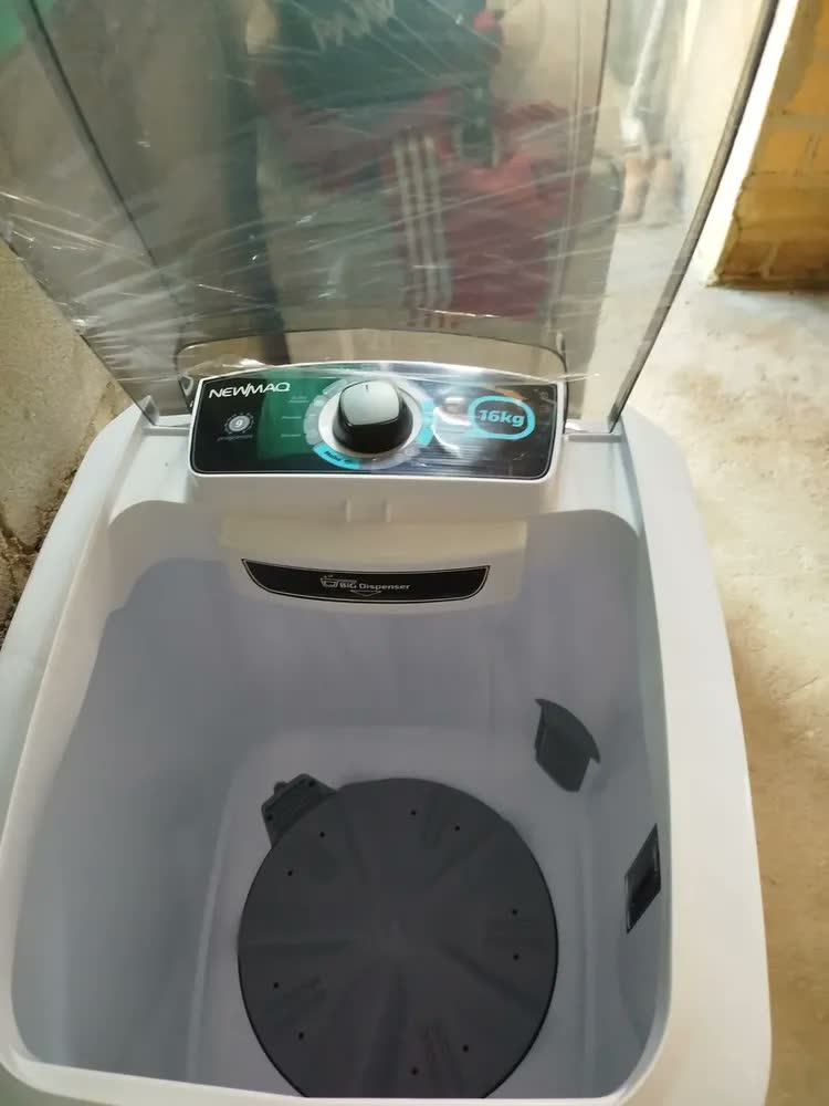 foto de Tanquinho De Lavar Roupa 16kg Newmaq Promo Wave 9 Programas De Lavagem Branco