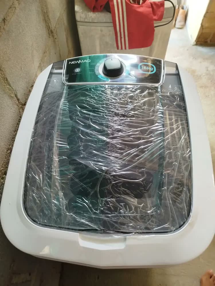 foto de Tanquinho De Lavar Roupa 16kg Newmaq Promo Wave 9 Programas De Lavagem Branco