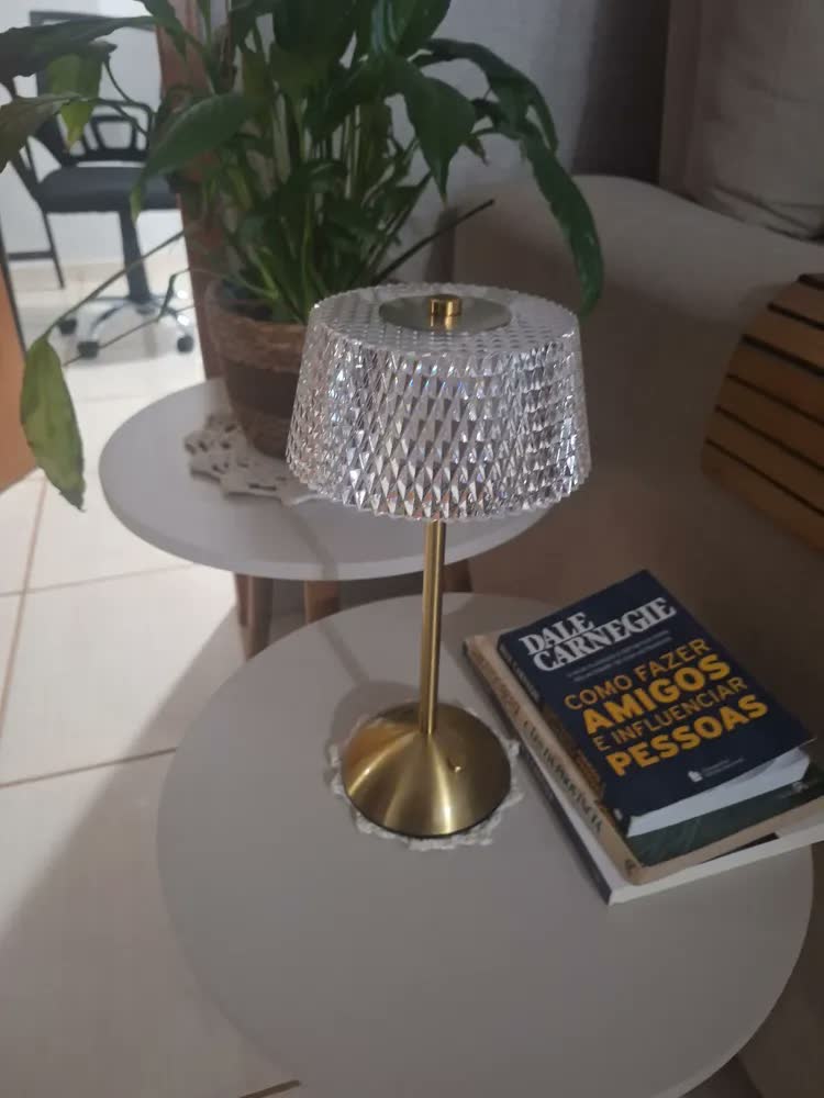 foto de Luminária Led Mesa E Abajur De Quarto 30 Cm Vintage Sem Fio Dimerizavel Touch E Pequena Em Quartos Casal Cabeceira Cama Para Estudar Leitura Livro Ler Estudo Mesinha Escrivaninha Bancada Decorativa