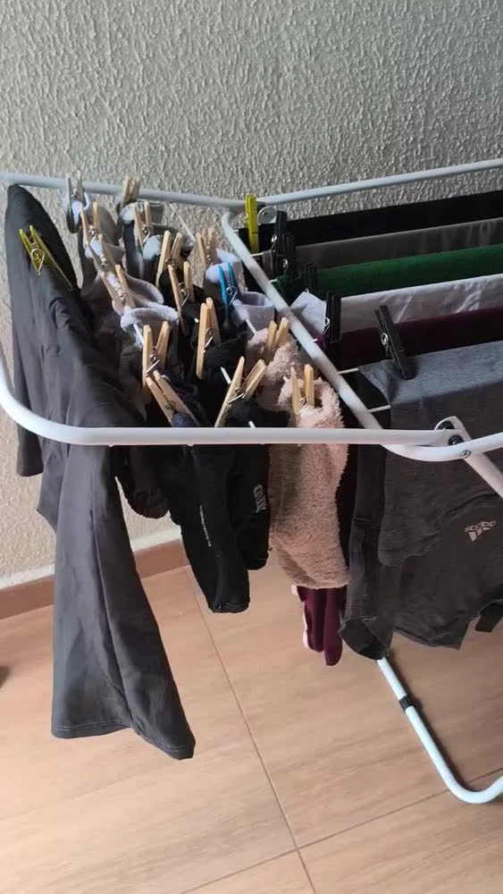 foto de Vittak Varal de Chão Slim Dobrável com Abas Retráteis em Aço Reforçado Portátil para Roupas e Lavanderia