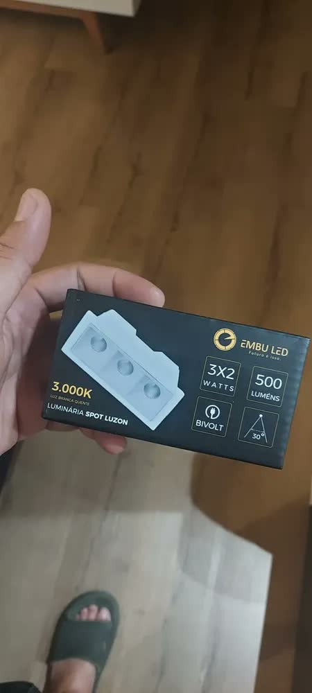 foto de Spot Led Luminaria Embutir Picco 3 Focos 6w Branco Quente 3000k Bivolt 127/220v Branco