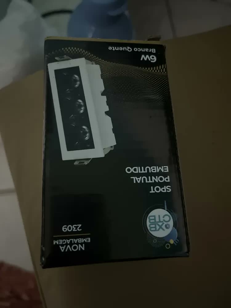 foto de Spot Led Luminaria Embutir Picco 3 Focos 6w Branco Quente 3000k Bivolt 127/220v Branco