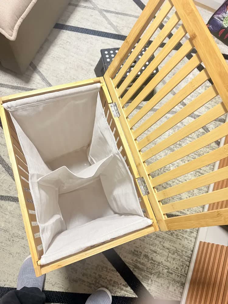 foto de Cesto De Roupa Suja Bambu Ripado Tampa Natural Com Forro Duplo Removível Lavável