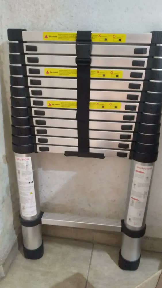 foto de Escada Telescópica Alumínio 3.8 M 13 Degraus Multifuncional Prateado