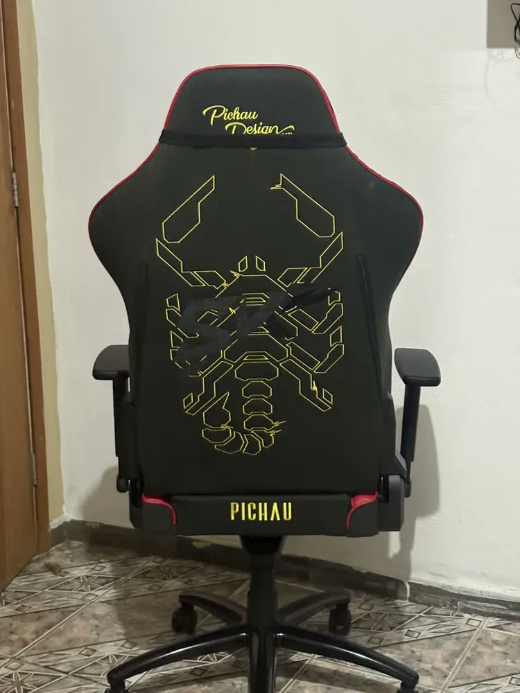 foto de Cadeira Gamer Pichau Omega S Skorpion, Preto E Vermelho