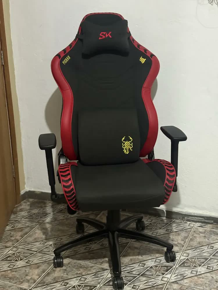 foto de Cadeira Gamer Pichau Omega S Skorpion, Preto E Vermelho