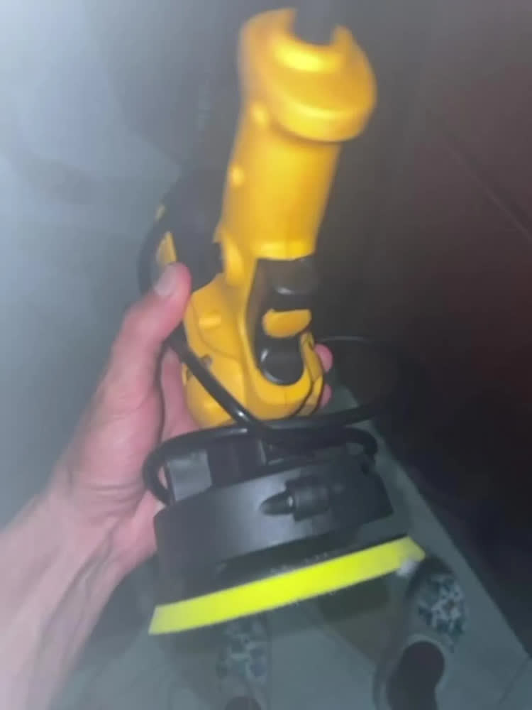 foto de Polidora Elétrica De Mão Ferramentas Lixadeira Politriz 700w