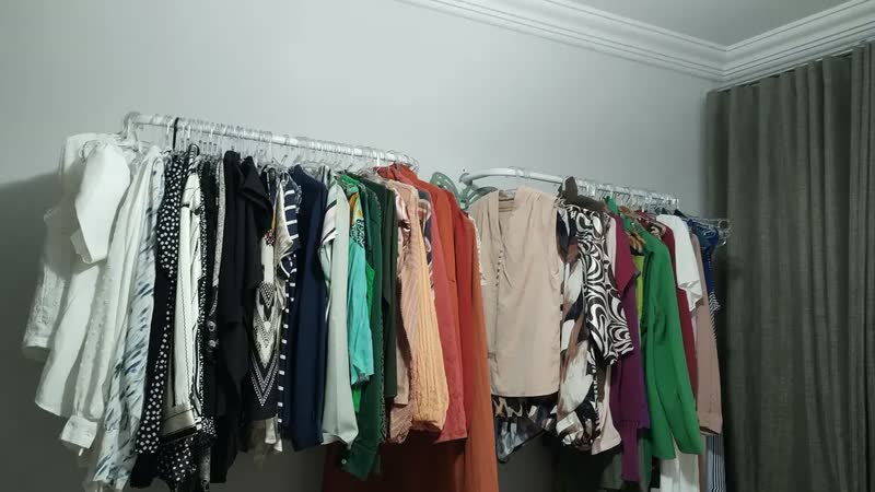 foto de Kit 02 Araras Cabideiro Closet De Parede Reta Branca Cor 1 Metro Branca